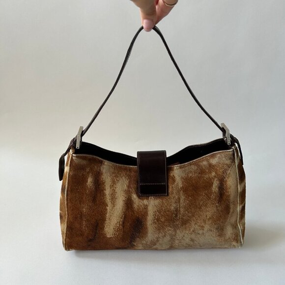 FENDI PONY HAIR BAGUETTE FLAP BAG - Picture 4 of 15